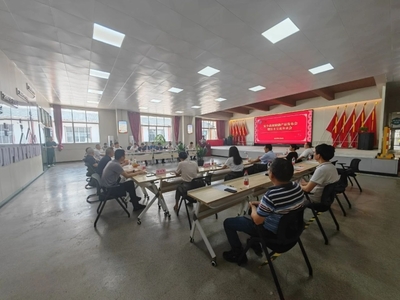 楊鋒帶隊赴張家界開展招商引資洽談 聚焦電力行業(yè)高效節(jié)能技術(shù)研發(fā)